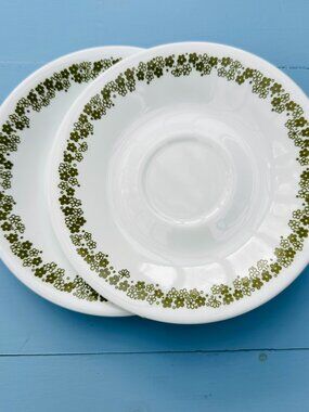 Vintage 1970s Pair of Saucers, Corelle Spring Blossom Crazy Daisy Pattern Plates